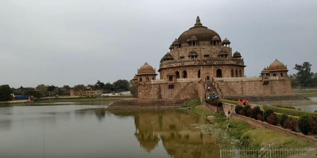Tourist Places In Bihar – Sher Shah Suri Tomb in Sasaram